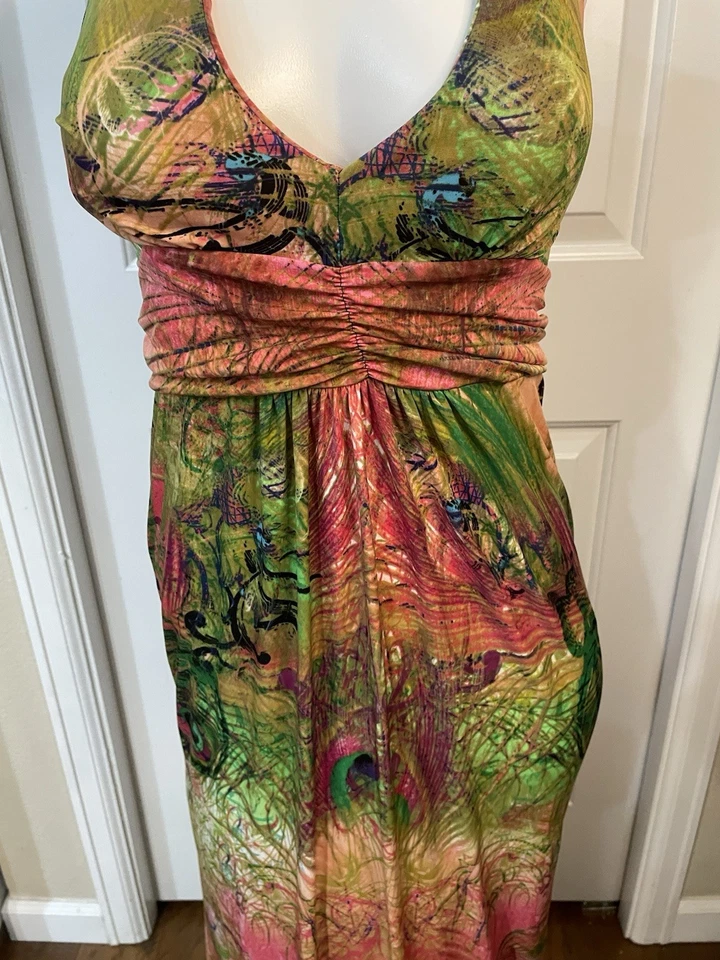 Maxi Vestido Halter Ligeramente Acolchado Christina Love Diseño Pavo Real Talla Pequeña Foto 3 de 4