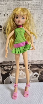 Winx Club - Offizielle Stella Puppe [School Girl] Mattel Barbie *Selten*