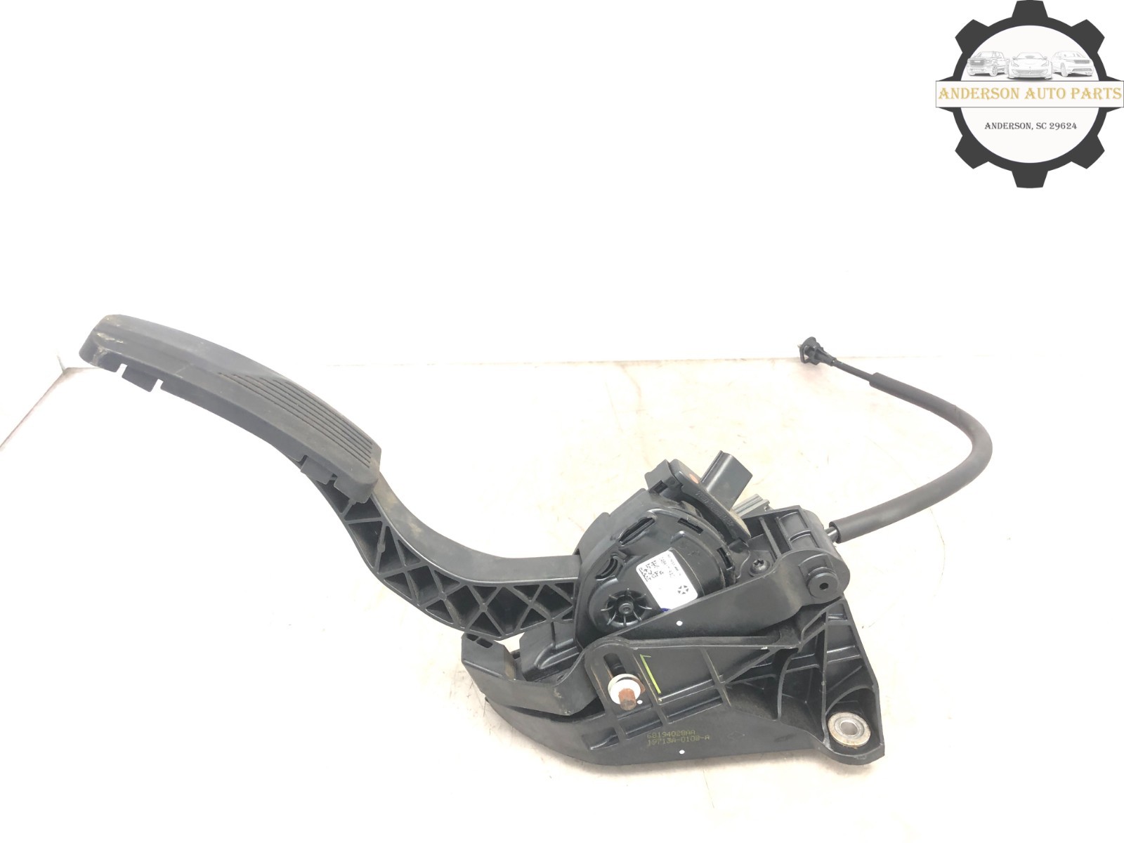 2014-2017 MASERATI QUATTROPORTE GAS ACCELERATOR THROTTLE PEDAL TRAVEL SENSOR OEM