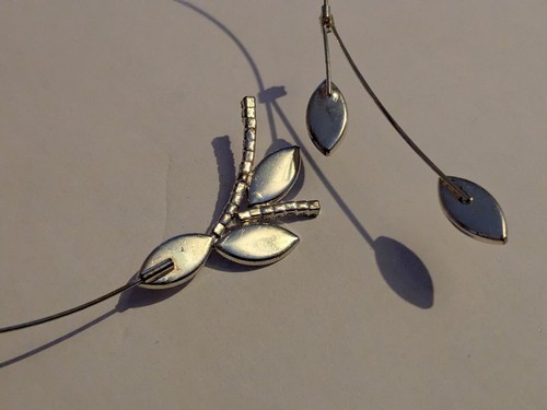 Vintage Modeschmuck - Halskette Halsreif Blumen - Bild 6 von 7