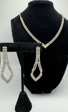Crystal Rhinestone Sparkly Earring and Necklace Set Wedding Bride Prom Glamour