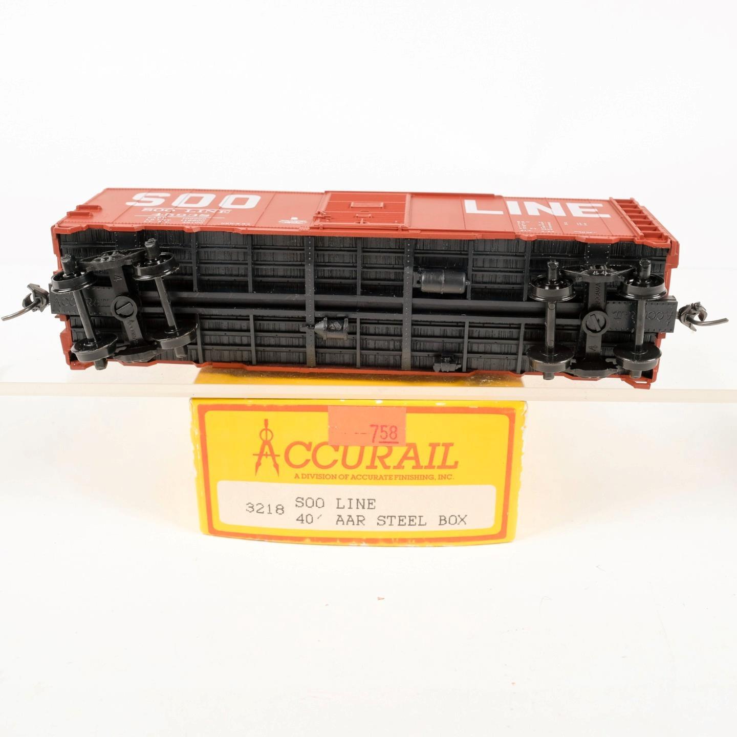 Accurail HO Scale Soo Line 45938 40' AAR Steel Box Car Kit Built 3218