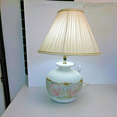 standa vintage white ornate large table lamp with nice fabric lamp shade(28A)