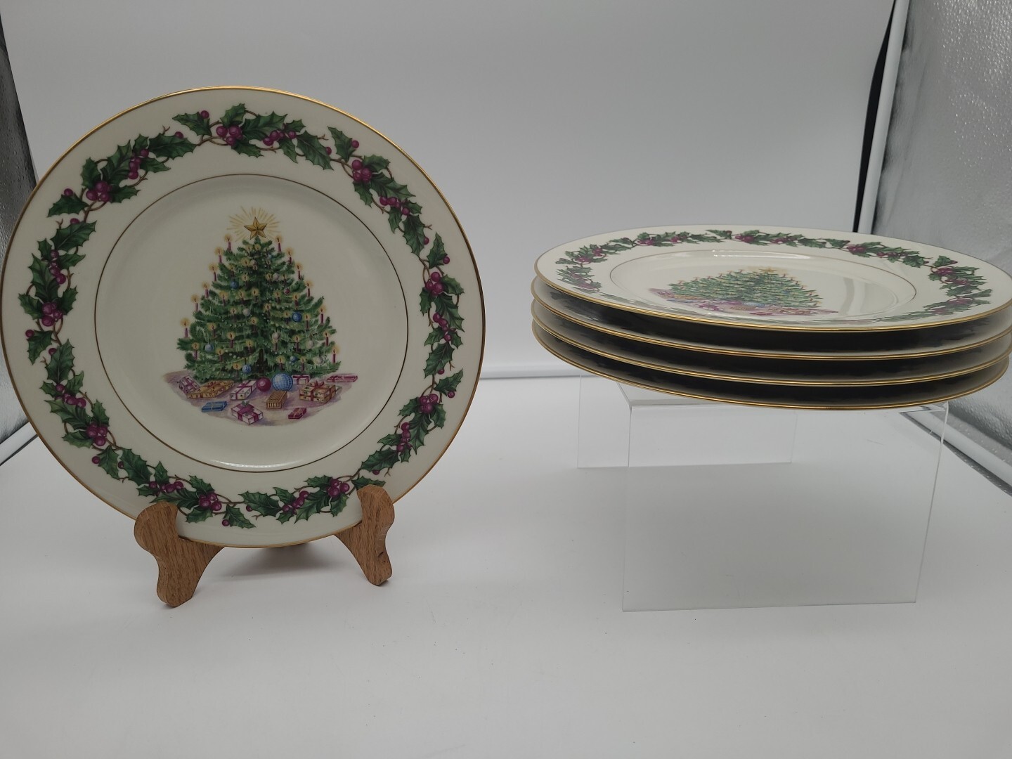 Royal York China, 5 Dinner Plates Christmas Tree Pattern, Hohenberg