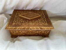 Beautiful Vintage Wood Inlay THORENS Music Jewelry Box