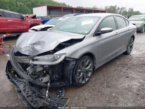 Used Right Door Mirror fits: 2015 Chrysler 200 Power Sdn manual folding w/heated