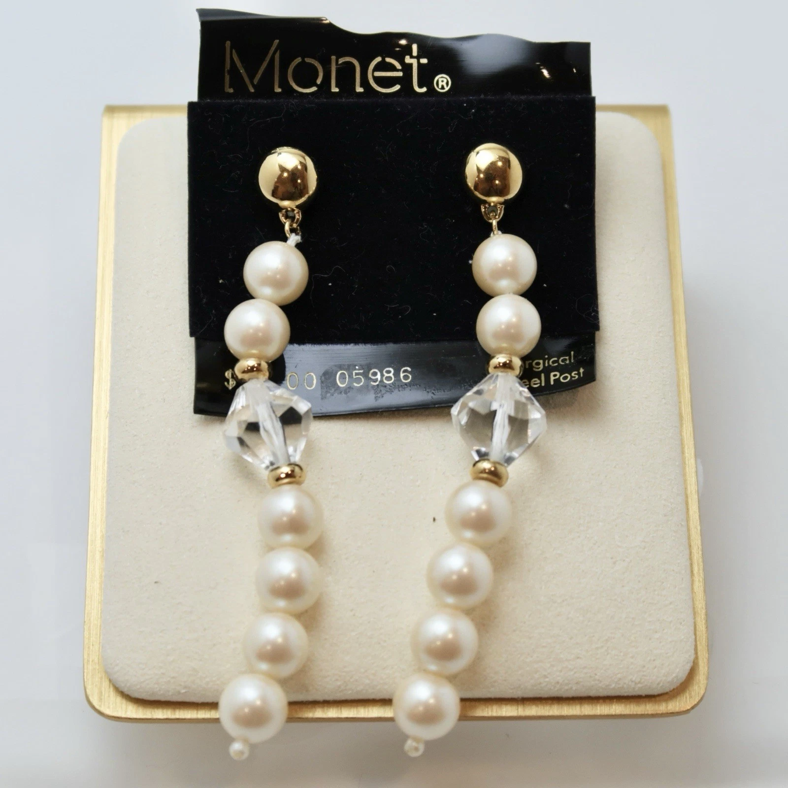 MONET Faux Pearl & Crystal Dangle Gold Tone Vintage Earring Jewelry E19
