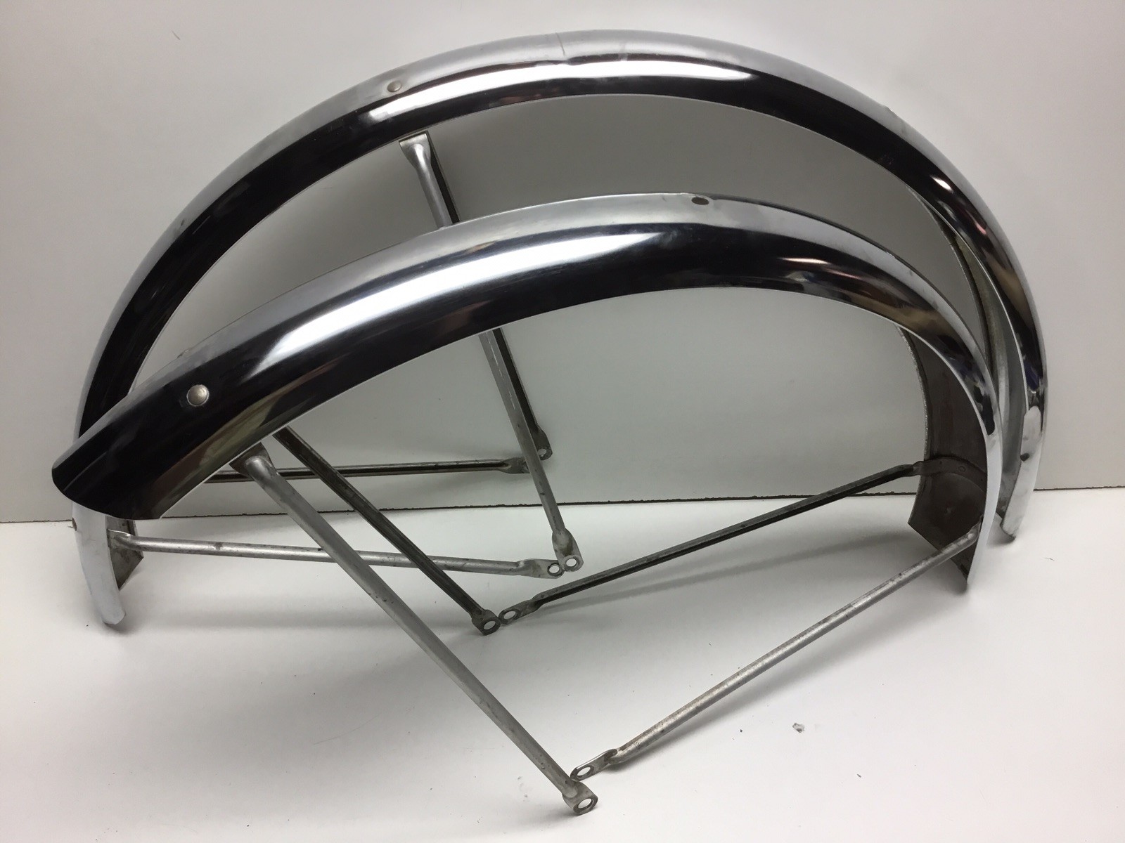 Vintage 1960s Schwinn Bicycle 26&rdquo; 1 3/4&rdquo; S7 Middleweight Fenders Chrome