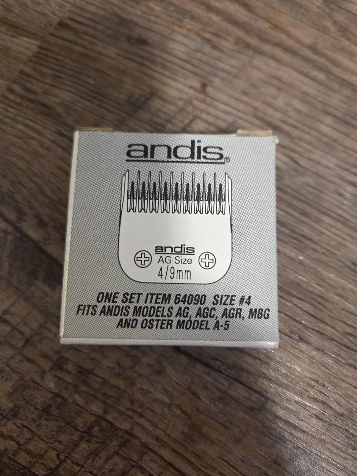 Genuine Andis 64090 UltraEdge Size 4 Skip Tooth A5 - 9.5mm Chrome