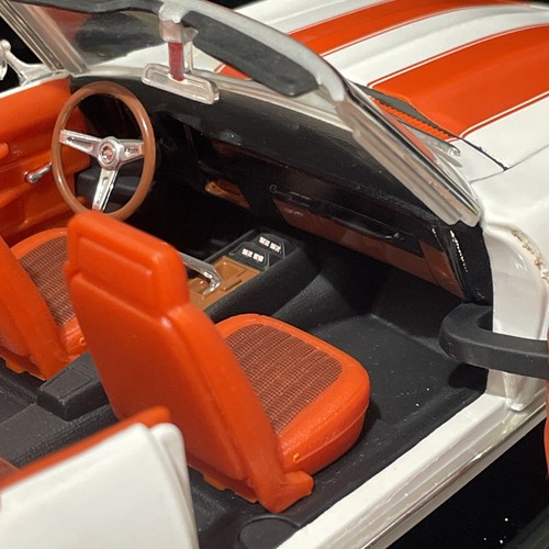 1/18 SCALE ERTL 1969 CAMARO SS396 INDY 500 PACE CAR WHITE CONVERTIBLE DIECAST - Picture 8 of 14