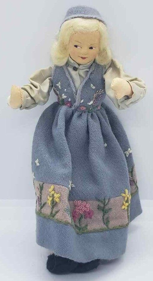 Ronnaug Petterssen Vintage Cloth Doll Oslo Costume Norway All Original Zapewnienie jakości, nowe wydanie