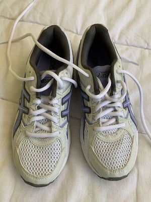 wide fit running shoes uk