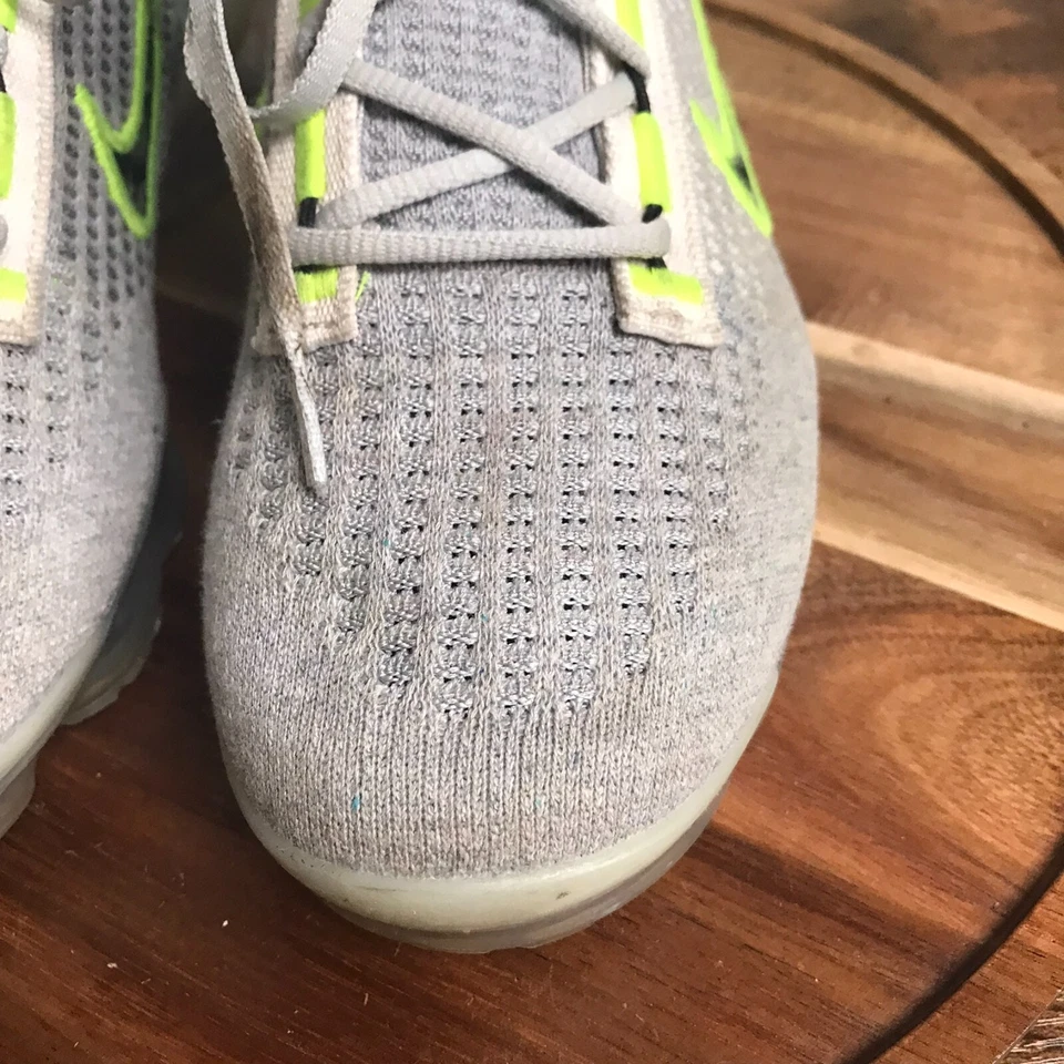 Tênis Nike Air VaporMax 2021 Flyknit GS Big Kids 6Y/Feminino 7.5-8 Wolf Cinza - Imagem 4 de 4