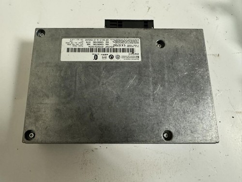 10-17 JETTA Radio Bluetooth Control Module  - 1Z0035729C - Picture 1 of 3