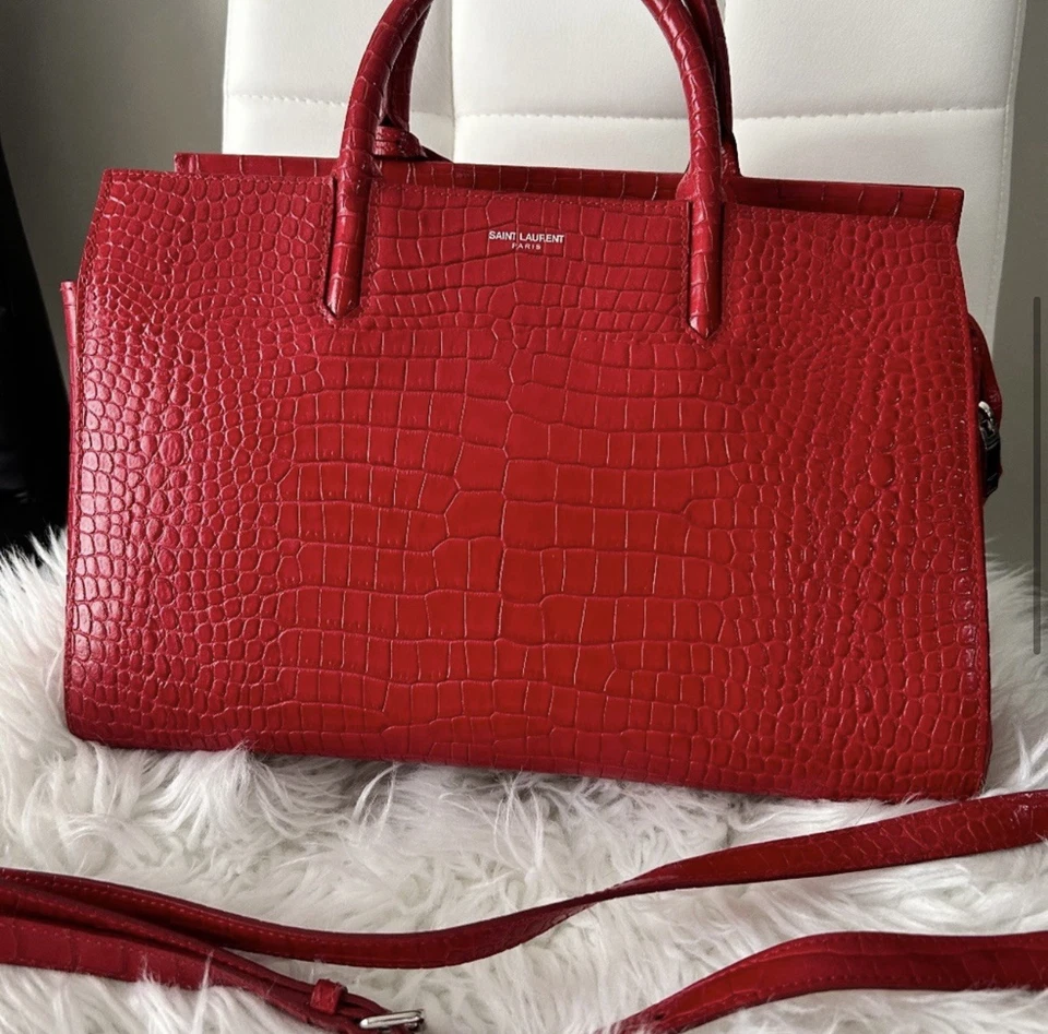 YSLSaint Laurent Cabas Rive Gauche Glossy RedCrocodile Embossed Leather - Image 4 of 4