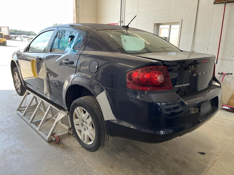 Conjunto de farol esquerdo usado serve: 2014 Dodge Avenger faróis cromados Le - Imagem 3 de 4