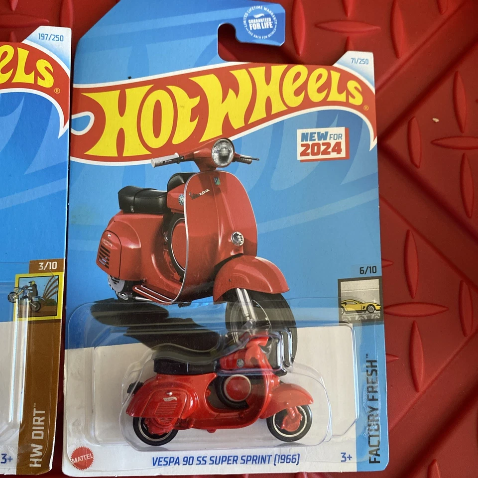 2024 Hot Wheels Vespa and Ducati 2 pc - Image 2 of 4