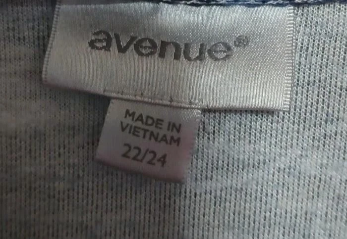 Suéter AVENUE Paisley Plus Talla 22/24 Elástico Ligero con Capucha Bolsillo Foto 4 de 4