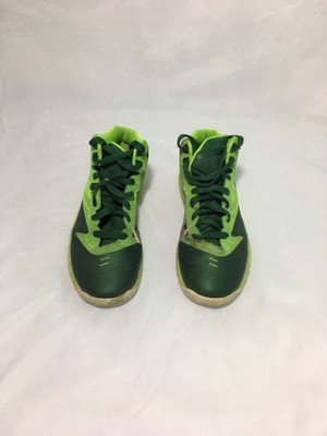 green basketball shoes youth