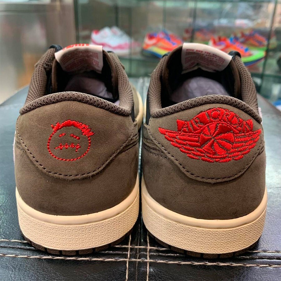 Size 10 - Jordan 1 x Travis Scott Low Mocha for sale online Size 10 - Jordan 1 x Travis Scott Low Mocha for sale online