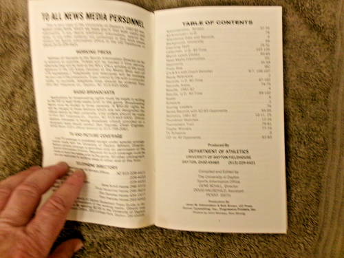 ANNONCE DONOHER ROOSEVELT CHAPMAN 1982-83 GUIDE DES MÉDIAS DE BASKETBALL DAYTON Annuaire - Photo 3/21
