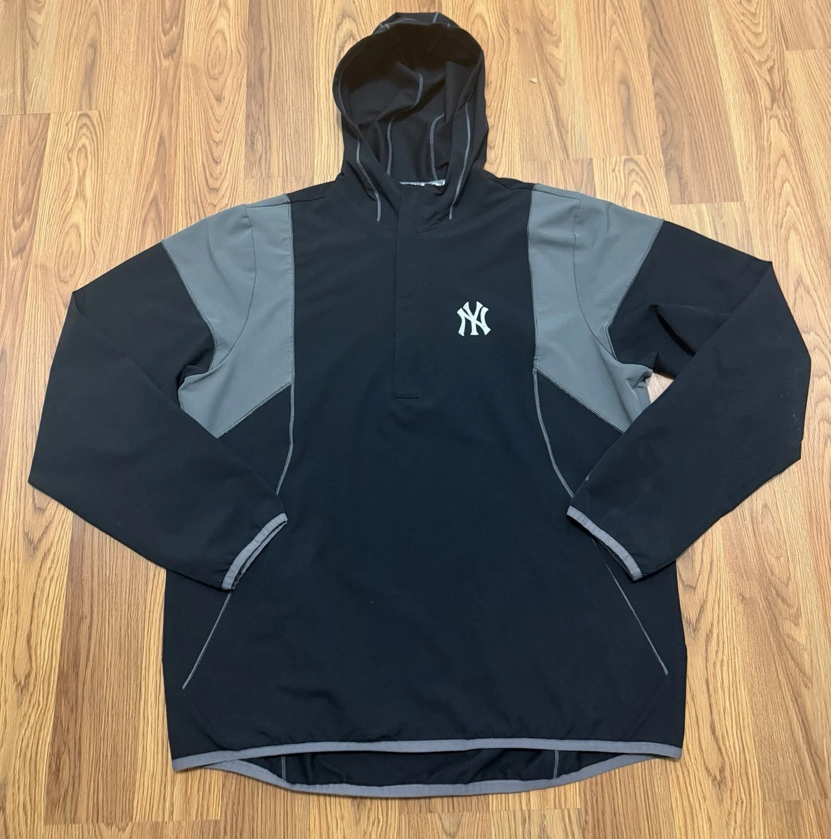 Majestic New York Yankees Black MLB Fan Apparel & Souvenirs for