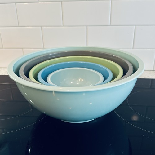 Martha Stewart Collection Nesting Mixing Bowls 5 Pc Set Melamine Blues vtg