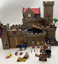 Playmobil 6000 Castello dei Cavalieri del Leone Reale e accessori tra cui Royalty