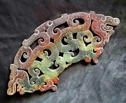Old natural hetian jade hand-carved statue of double dragon plate bi