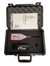 Quest Technologies 2100 Sound Level Meter with QC-10/QC-20 Calibrator Kit