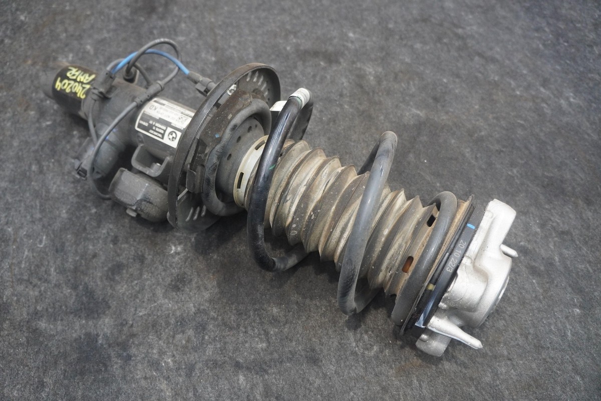 Front Right Shock Absorber Spring Coil Strut AWD 37106894636 OEM 