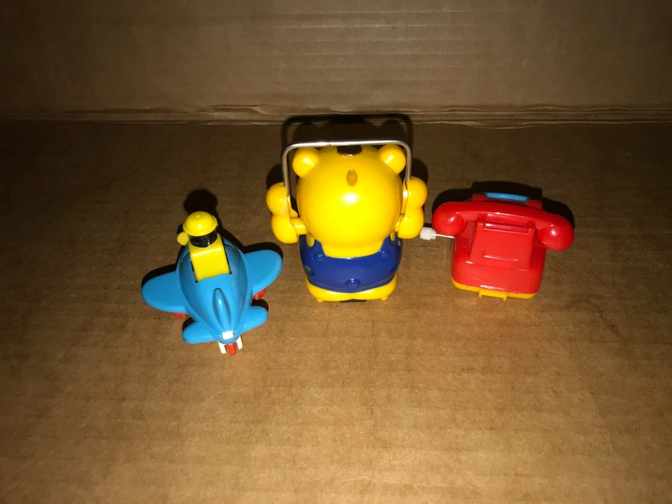 Plano Tomy Push Along Pull Back, patrón tirón hacia atrás y teléfono de cuerda *funcionando* Foto 4 de 4