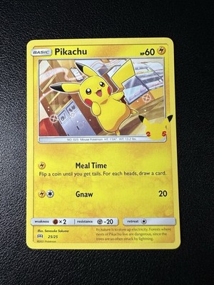 Pikachu 25/25 Celebrations Non Holo Pokemon Card NM 2021