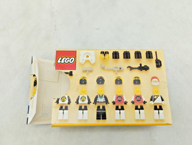 LEGO 6704 Minifigure Pack MIB BOX Space Blacktron M Tron M-Tron Figures Figures