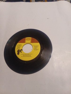 THE MIRACLES: LOVE MACHINE PT. 1 & 2 (1975) Vinyl 45 RPM R&B Soul