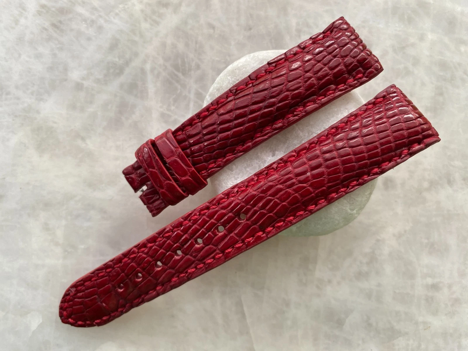 18mm/16mm Burgundy Alligator Crocodile Print Leather Watch Band