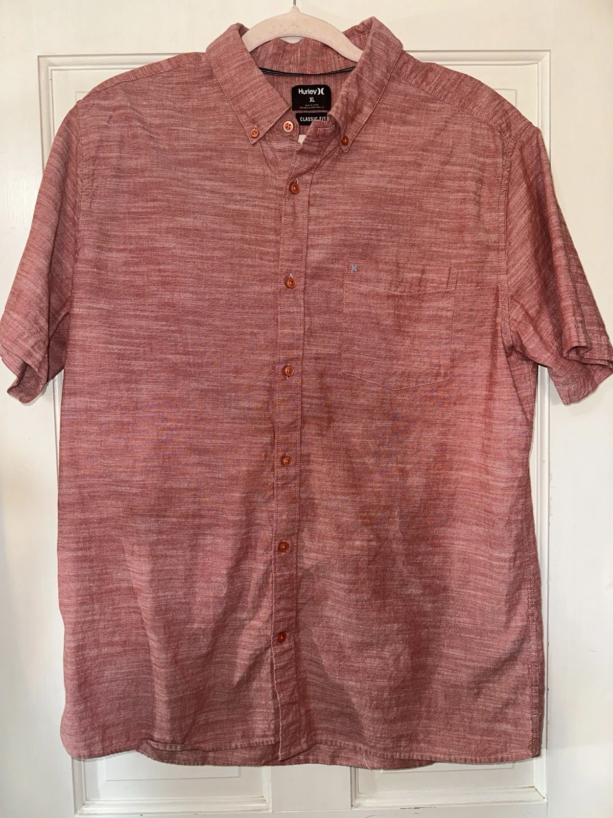 Hurley Mens XL Red Heather Short Sleeve Button Down Shirt Classic Fit NWOT - product detail image 5