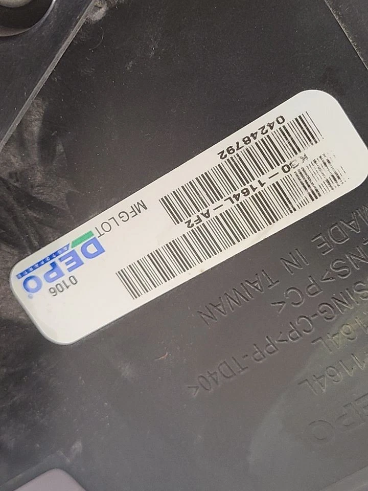 2016 - 2017 FORD F150 PICKUP Driver Headlight Halogen  — 第 3/4 张图片