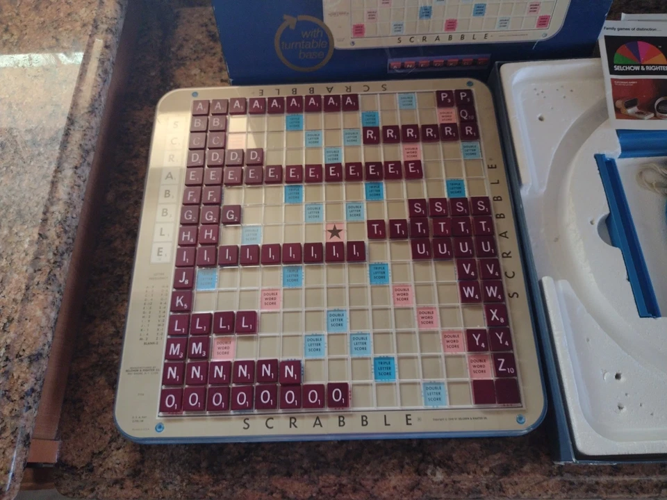 Vtg 1977 Scrabble Deluxe Edition w/ Turntable Base Selchow & Righter Complete  - Image 2 of 4