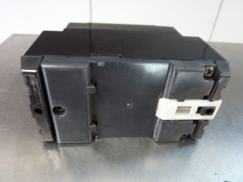 FUJI ELECTRIC EA32 BB2AEA-030 INTERRUPTOR AUTOMÁTICO 30 AMP 220VAC 50/60HZ (30197) - Imagen 6 de 6