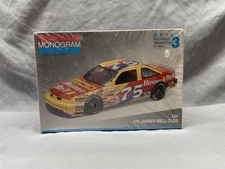 1/24 Monogram #75 Dinner Bell Olds