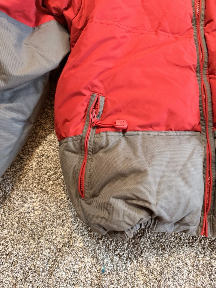 Chaqueta Juvenil Vintage Y2K FUBU 05 Roja Talla XL (20) Hip-hop Abrigo Puffer Plumón Foto 2 de 4