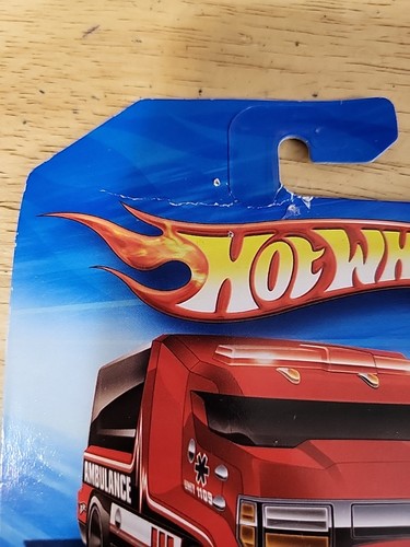 Hot Wheels 2010 New Models 18/240 Rapid Response Ambulance, rot ~ NEU VERSIEGELT - Bild 5 von 7