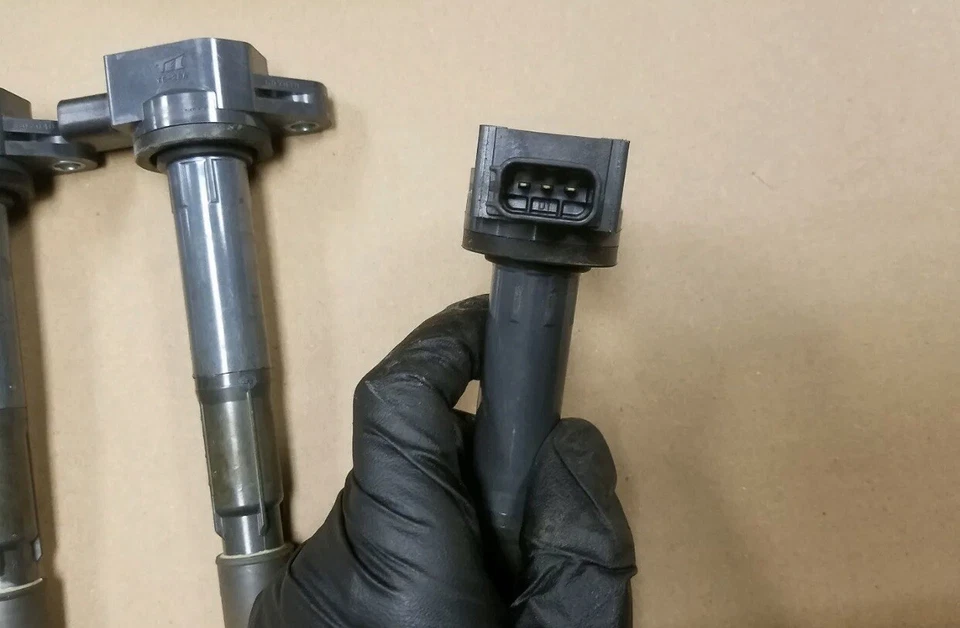 ACURA TSX КАТУШКИ 2004 - 2008 НАБОР ИЗ 4 / ACURA RSX 2002 - 2006 КАТУШКИ K20 K24 КАТУШКИ - Изображение 2 из 3