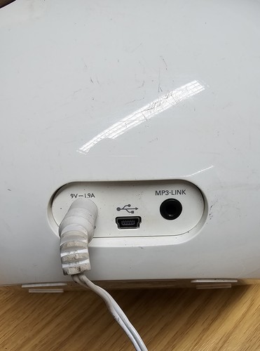 Phillips DS3100/05 I Pod Dock Portable - Picture 4 of 7