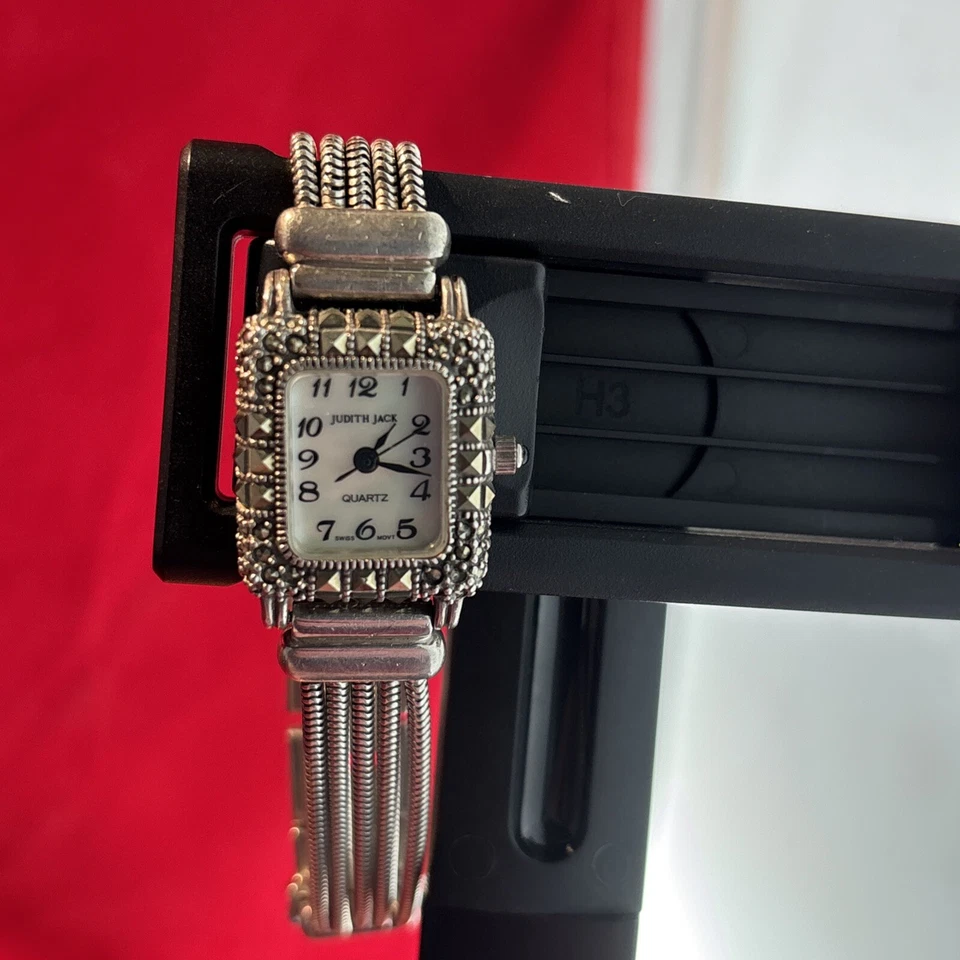 Reloj Mujer Judith Jack Vintage Plata Esterlina Marcasita - Necesita Batería Foto 2 de 4