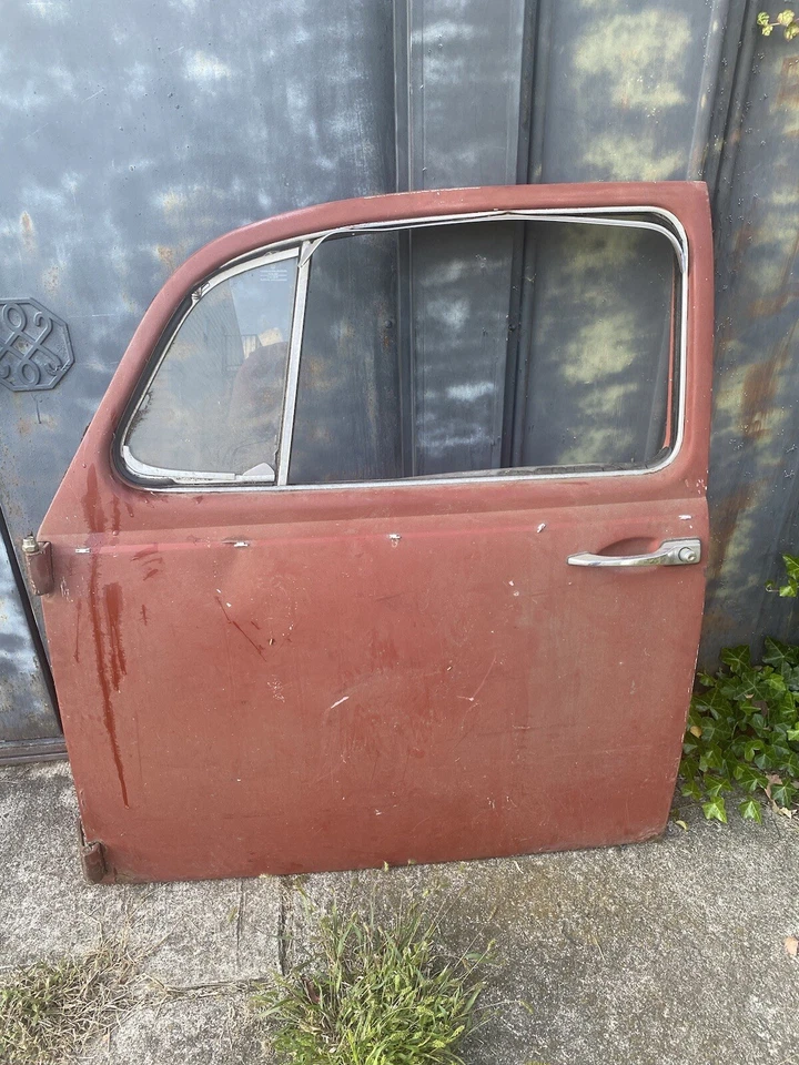 Juego de puertas originales OEM Volkswagen Beetle Foto 2 de 4