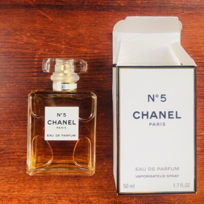 RRP £104] Chanel N°5 eau de parfum perfume (50ml) UK