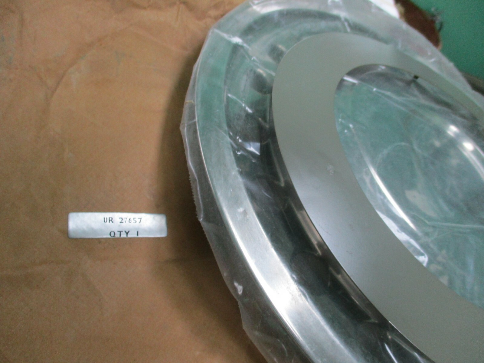 Rolls Royce Corniche hub cap kit UR27657 NOS wheel cover Bentley Continental cap
