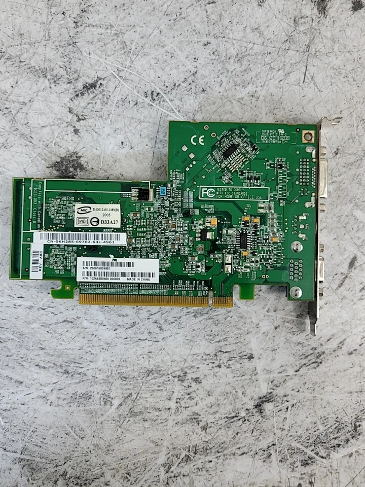 ATI 109-A62831-00 102A6280400 Graphics Card PCIE 128MB VGA/DVI/S-Video - Image 2 of 3